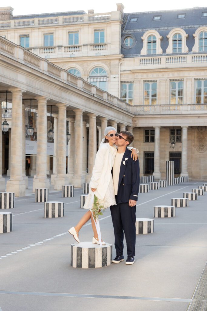 Pauline e Marco_Parigi_rendez vous_Paris_reportage matrimonio_wedding reportage_bride and groom_sposo e sposa_palais royal_louvre