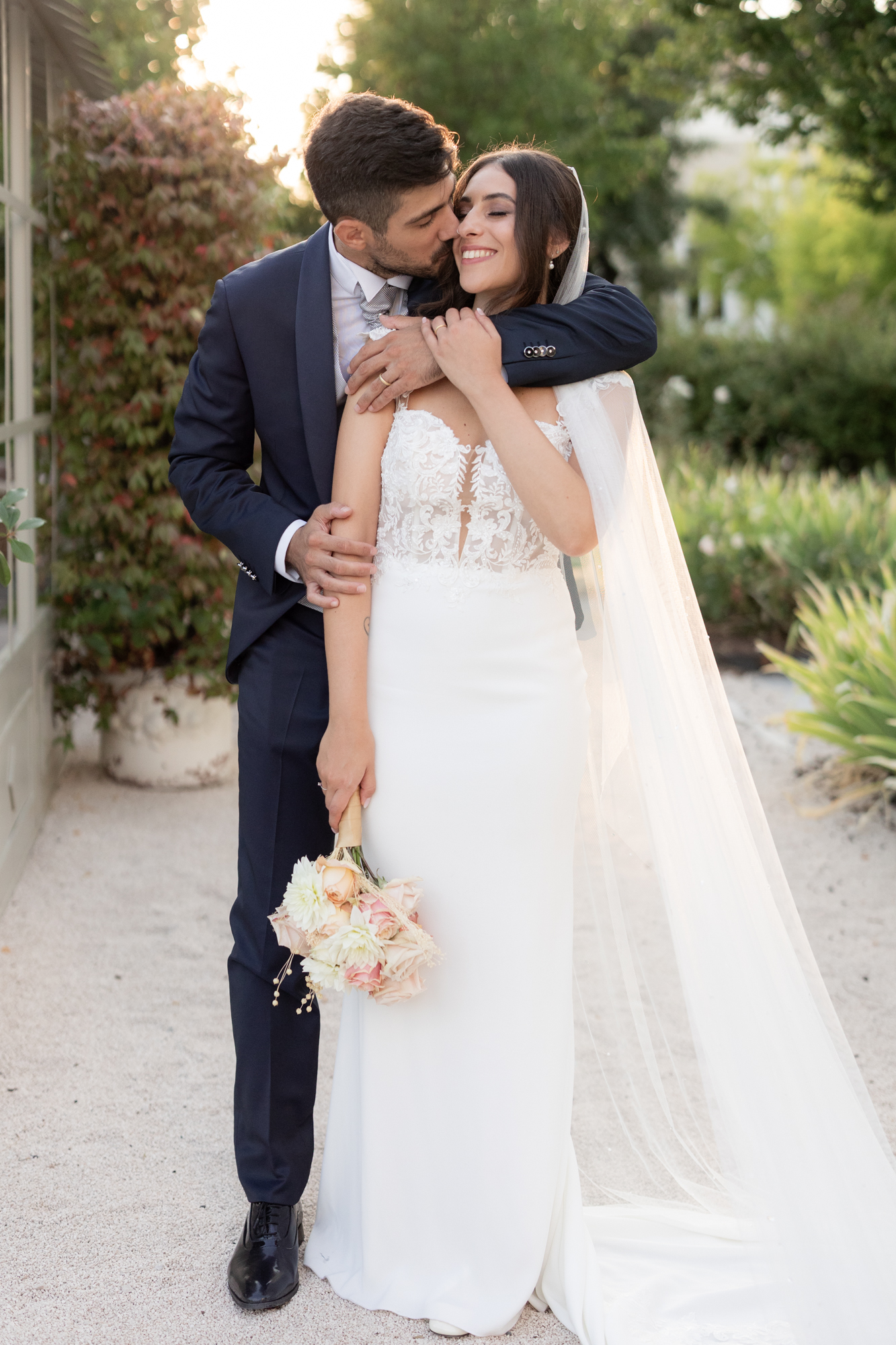 Isabel e Giancarlo_matrimonio_reportage_franciacorta_palazzo gambara_wedding in italy_matrimonio all'italiana_bride and groom_ritratto sposi_sposa e sposo_kiss_bacio